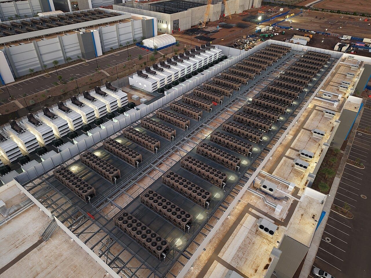 Data_center_roof